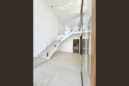 Casa à venda com 418m², 4 quartos e 4 vagas