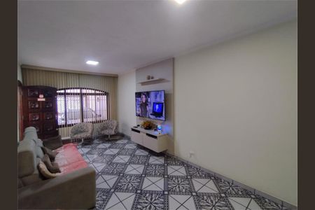 Casa à venda com 3 quartos, 137m² em Vila Carrão, São Paulo