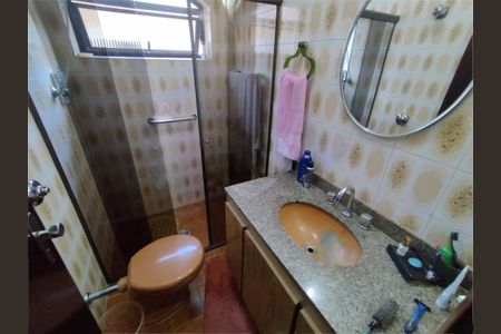 Casa à venda com 3 quartos, 137m² em Vila Carrão, São Paulo