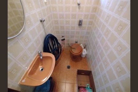 Casa à venda com 3 quartos, 137m² em Vila Carrão, São Paulo