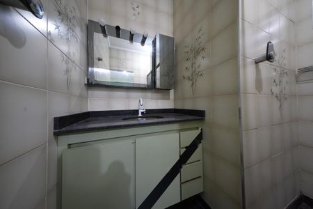 Casa à venda com 135m², 3 quartos e 2 vagasBanheiro da Suíte