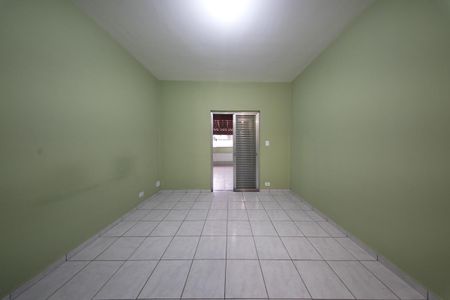 Casa à venda com 135m², 3 quartos e 2 vagasSuíte