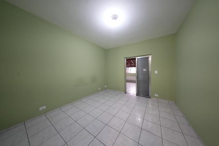 Casa à venda com 135m², 3 quartos e 2 vagasSuíte