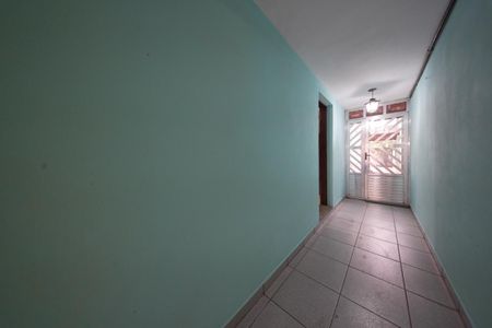 Casa à venda com 135m², 3 quartos e 2 vagasCorredor