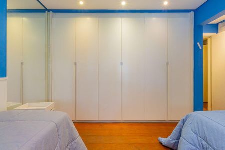Apartamento à venda com 240m², 4 quartos e 3 vagas