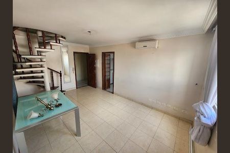 Apartamento à venda com 62m², 2 quartos e 1 vaga