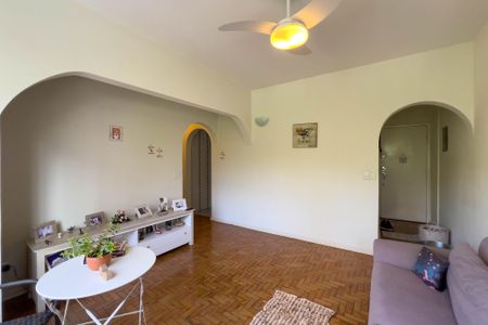 Apartamento à venda com 63m², 2 quartos e 1 vagaSala