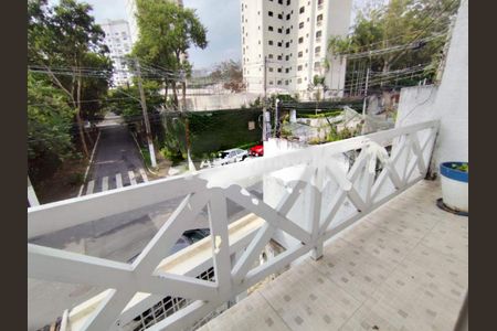 Casa à venda com 166m², 3 quartos e 3 vagas