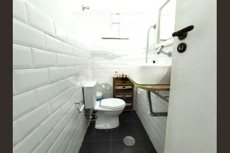 Casa à venda com 166m², 3 quartos e 3 vagas