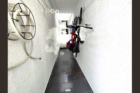Casa à venda com 166m², 3 quartos e 3 vagas