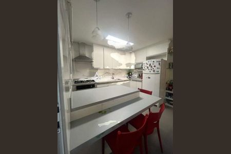 Apartamento à venda com 146m², 3 quartos e 3 vagas