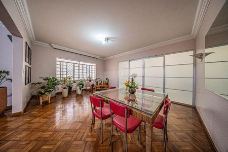 Apartamento à venda com 3 quartos, 200m² em Bela Vista, São Paulo
