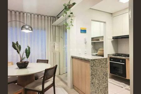Casa de condomínio à venda com 85m², 3 quartos e 2 vagas