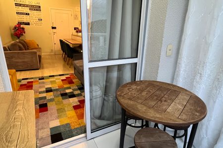 Apartamento para alugar com 74m², 2 quartos e 1 vagaVaranda da Sala
