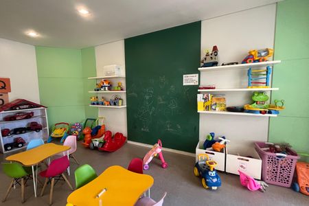 Apartamento para alugar com 74m², 2 quartos e 1 vagaÁrea comum 