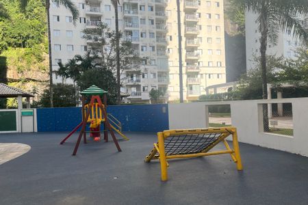 Apartamento para alugar com 74m², 2 quartos e 1 vagaÁrea comum 