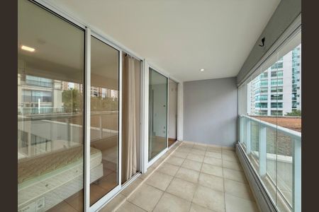 Apartamento à venda com 49m², 1 quarto e 1 vaga Apartamento à venda com 49m², 1 quarto e 1 vagaSacada