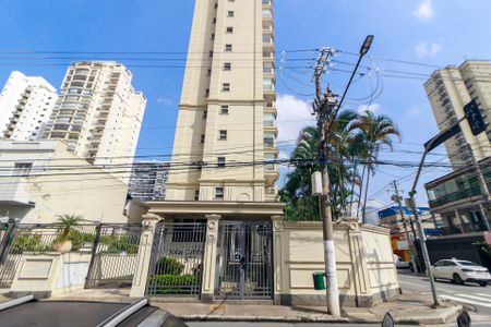 Apartamento à venda com 115m², 3 quartos e 2 vagas Apartamento à venda com 115m², 3 quartos e 2 vagasFachada