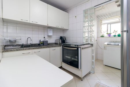 Apartamento à venda com 115m², 3 quartos e 2 vagas Apartamento à venda com 115m², 3 quartos e 2 vagasCozinha