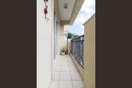 Apartamento à venda com 115m², 3 quartos e 2 vagas Apartamento à venda com 115m², 3 quartos e 2 vagasSala - Varanda