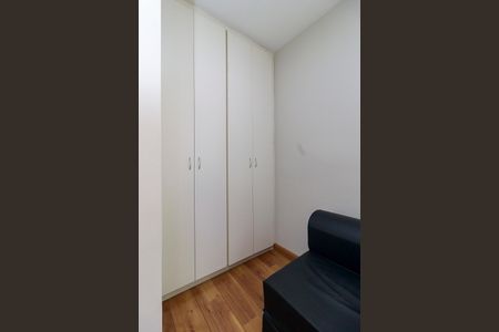Apartamento à venda com 115m², 3 quartos e 2 vagas Apartamento à venda com 115m², 3 quartos e 2 vagasSuíte 2