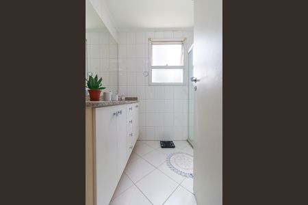 Apartamento à venda com 115m², 3 quartos e 2 vagas Apartamento à venda com 115m², 3 quartos e 2 vagasSuíte 1 - Banheiro