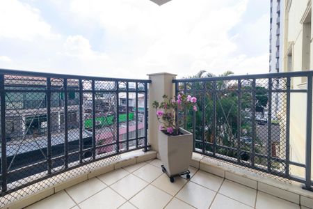 Apartamento à venda com 115m², 3 quartos e 2 vagas Apartamento à venda com 115m², 3 quartos e 2 vagasSala - Varanda
