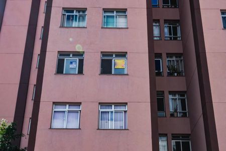 Apartamento à venda com 60m², 3 quartos e 1 vagaFachada