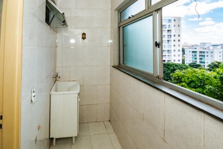Apartamento à venda com 60m², 3 quartos e 1 vagaÁrea de serviço
