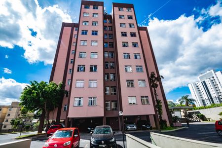 Apartamento à venda com 60m², 3 quartos e 1 vagaFachada