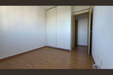 Apartamento para alugar com 4 quartos, 115m² em Estoril, Belo Horizonte