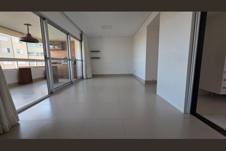 Apartamento para alugar com 4 quartos, 115m² em Estoril, Belo Horizonte