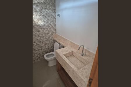 Casa de condomínio para alugar com 212m², 3 quartos e 4 vagas