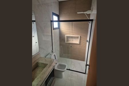 Casa de condomínio para alugar com 212m², 3 quartos e 4 vagas