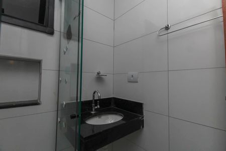 Banheiro de apartamento para alugar com 1 quarto, 36m² em Parque da Vila Prudente, São Paulo