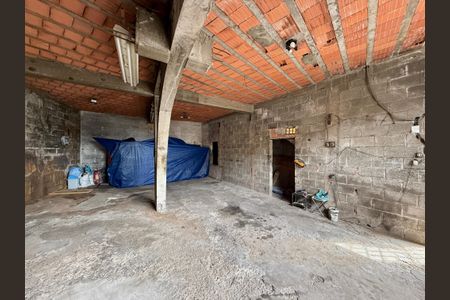 Casa para alugar com 320m², 3 quartos e 6 vagas Casa para alugar com 320m², 3 quartos e 6 vagasGaragem