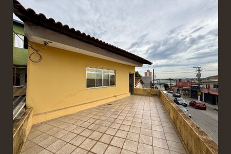 Casa para alugar com 320m², 3 quartos e 6 vagas Casa para alugar com 320m², 3 quartos e 6 vagasVaranda