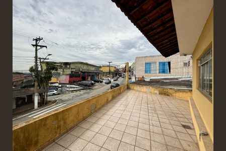 Casa para alugar com 320m², 3 quartos e 6 vagas Casa para alugar com 320m², 3 quartos e 6 vagasVaranda