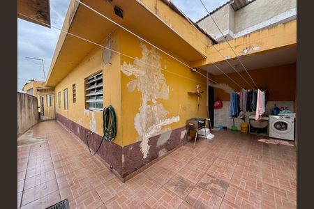 Casa para alugar com 320m², 3 quartos e 6 vagas Casa para alugar com 320m², 3 quartos e 6 vagasQuintal