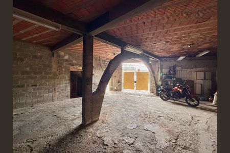 Casa para alugar com 320m², 3 quartos e 6 vagas Casa para alugar com 320m², 3 quartos e 6 vagasGaragem