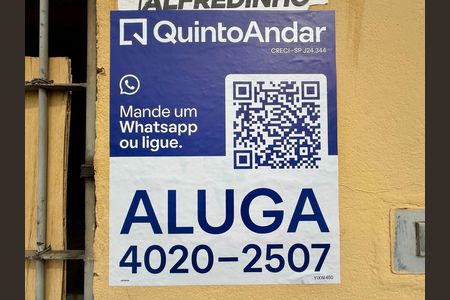 Casa para alugar com 320m², 3 quartos e 6 vagas Casa para alugar com 320m², 3 quartos e 6 vagasPlaca