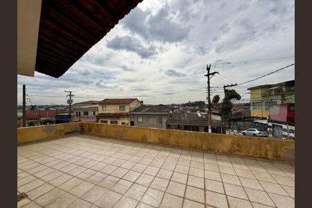 Casa para alugar com 320m², 3 quartos e 6 vagas Casa para alugar com 320m², 3 quartos e 6 vagasVaranda