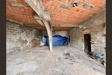 Casa para alugar com 320m², 3 quartos e 6 vagas Casa para alugar com 320m², 3 quartos e 6 vagasGaragem