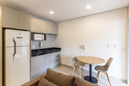 Sala de apartamento para alugar com 1 quarto, 37m² em República, São Paulo