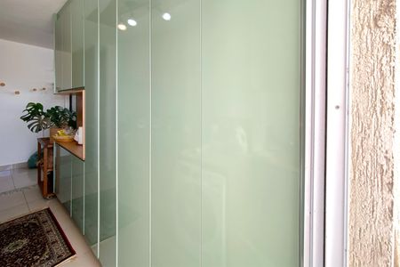 Apartamento à venda com 85m², 2 quartos e 1 vaga Apartamento à venda com 85m², 2 quartos e 1 vagaÁrea de Serviço