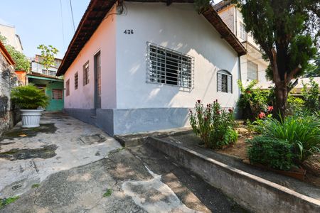 Casa à venda com 170m², 2 quartos e 1 vaga Casa à venda com 170m², 2 quartos e 1 vagaÁrea externa