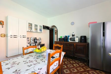 Casa à venda com 170m², 2 quartos e 1 vaga Casa à venda com 170m², 2 quartos e 1 vagaCozinha