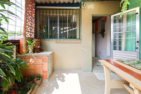 Casa à venda com 170m², 2 quartos e 1 vaga Casa à venda com 170m², 2 quartos e 1 vagaCasa 2