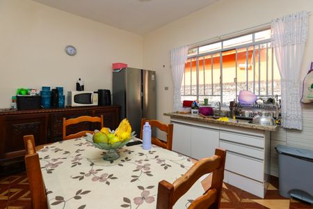 Casa à venda com 170m², 2 quartos e 1 vaga Casa à venda com 170m², 2 quartos e 1 vagaCozinha