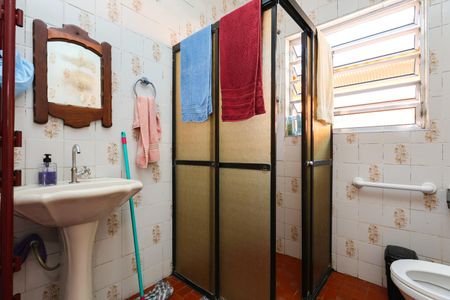 Casa à venda com 170m², 2 quartos e 1 vaga Casa à venda com 170m², 2 quartos e 1 vagaBanheiro